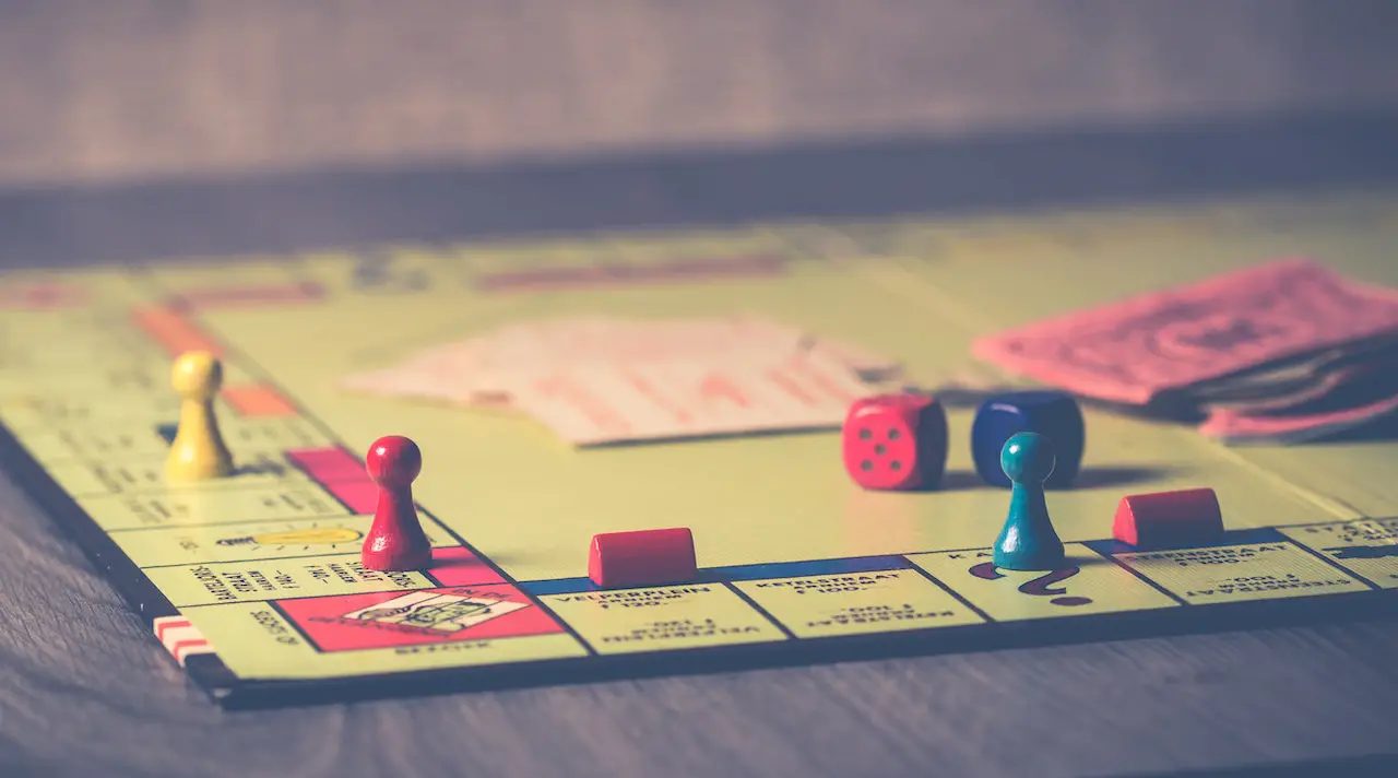 7 Best Lateral Thinking Board Games